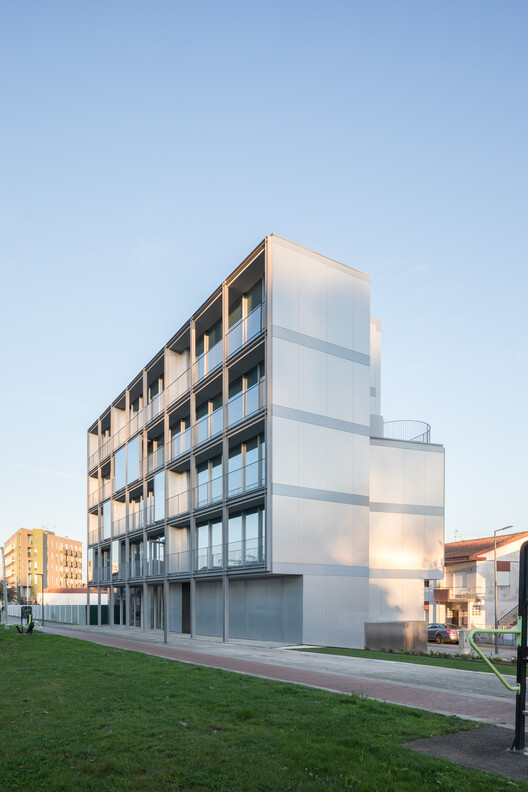 Edifício HS / NOARQ - Fotografia de Exterior, Balcão