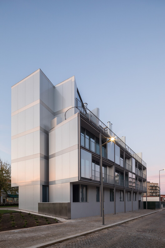 Edifício HS / NOARQ - Fotografia de Exterior, Balcão