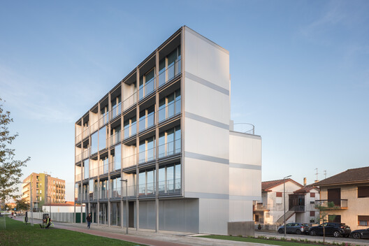 Edifício HS / NOARQ - Fotografia de Exterior, Fachada, Balcão