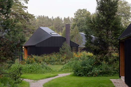 Konga Village / Masahiro Katsume + Mette Fredskild Konga Village / Masahiro Katsume + Mette Fredskild - Image 2 of 33