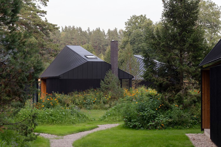 Konga Village / Masahiro Katsume + Mette Fredskild - Image 2 of 33