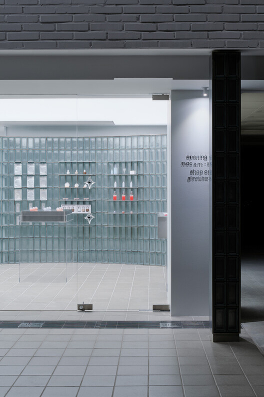 The Overlooked Art of Door Design: An Introductory Guide to Interior Door Types - Image 13 of 22