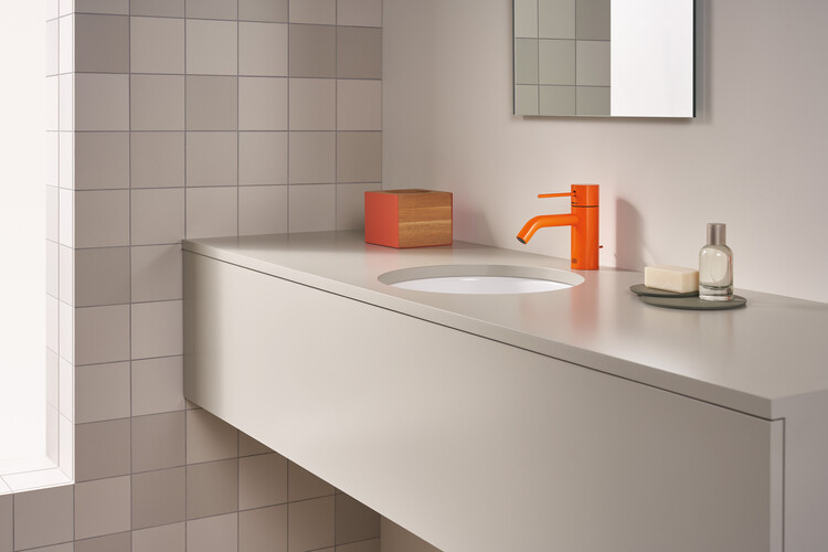 Crafting an Aura of Perfection with Intense Metallic Finishes in Modern Interiors - Image 13 of 14