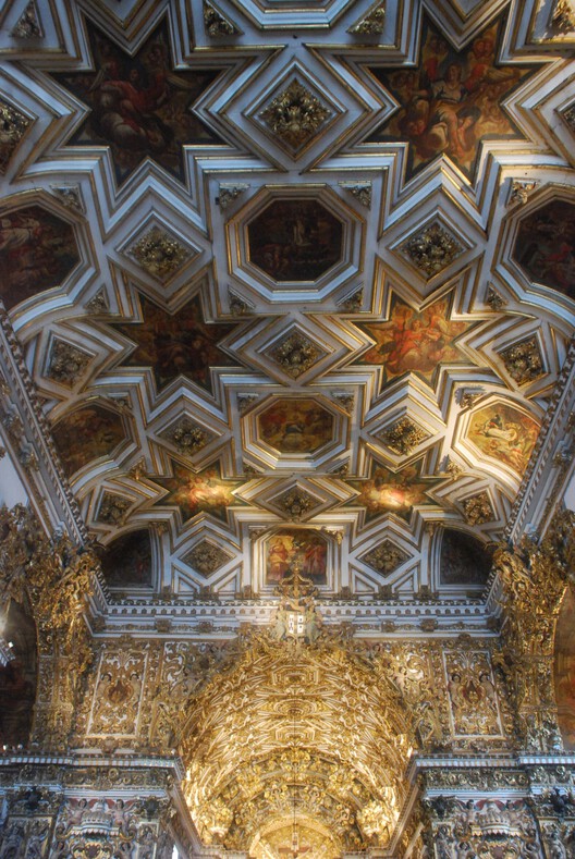 O significado histórico do forro da Igreja de São Francisco de Assis em Salvador e os desafios de preservação do patrimônio cultural - Imagem 7 de 9