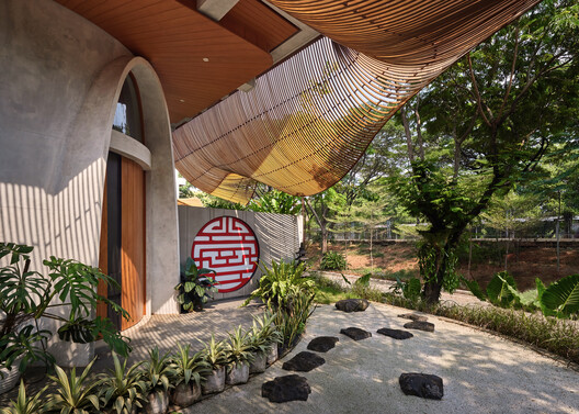 Lumintu House / Realrich Architecture Workshop Lumintu House / Realrich Architecture Workshop - Image 9 of 35