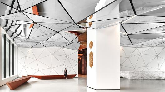 Parinee I Lobby / Studio Symbiosis - Image 5 of 17