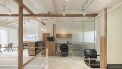 Among Hair Salon / Orosy studio