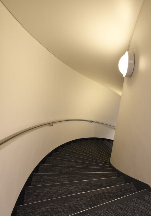 The Shizuoka Shimbun, Shizuoka Broadcasting System Tokyo Branch Office Renovation / TAISEI DESIGN Planners Architects & Engineers - Interior Photography