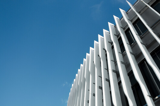 Da Nang Hi-Tech Park Headquarters Building / HUNI Architectes Da Nang Hi-Tech Park Headquarters Building / HUNI Architectes - Exterior Photography