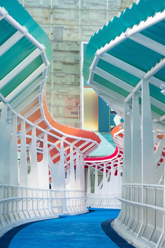 画廊 佛山南海大沥建设大道人行天桥 / 竖梁社建筑 - 5