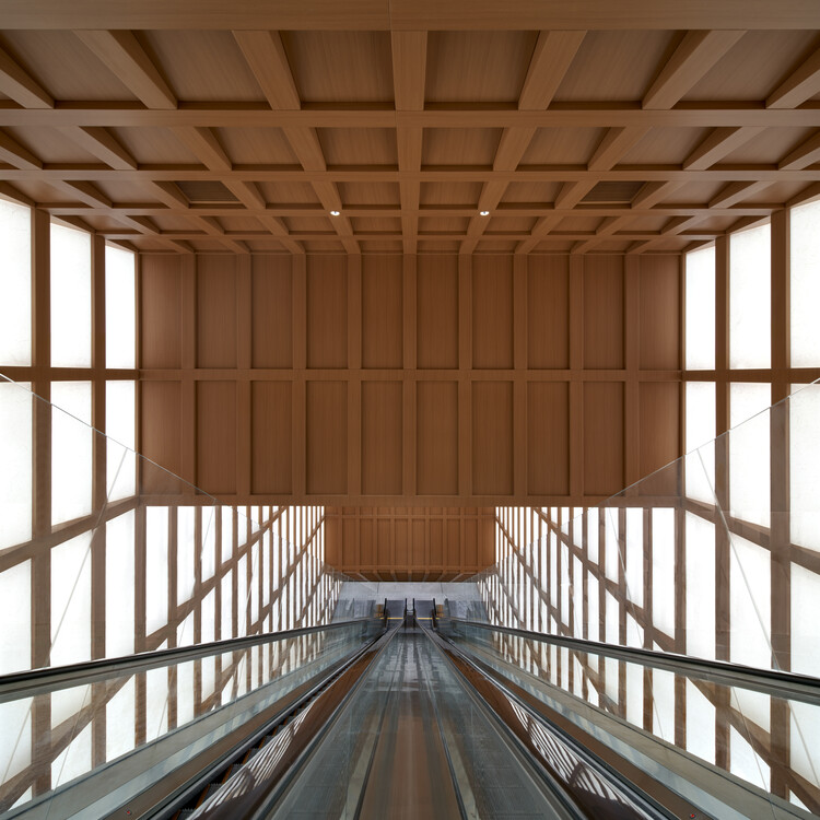 The Twins, Kai Tak, TT SITE 中庭 / New Office Works - 更多图片