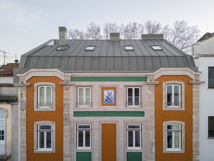 Edifício de Apartamentos Vitória / Floret Arquitectura - Mais Imagens