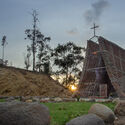 Capillas abiertas al exterior: integrando la naturaleza y el paisaje en la arquitectura religiosa de Latinoamérica - Imagen 3 de 4