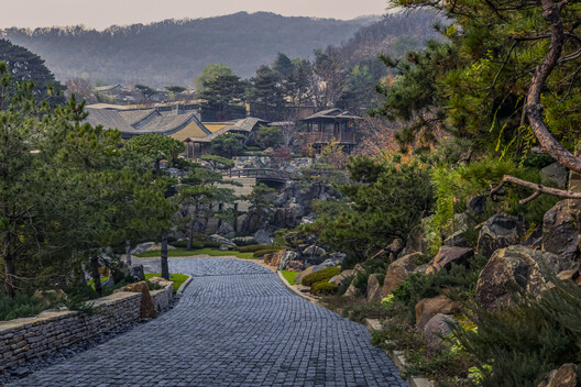 Beijing Xitan Hotel Landscape Design / Nikken Sekkei - Image 34 of 38