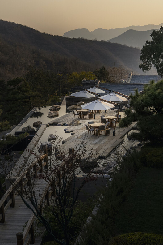 Beijing Xitan Hotel Landscape Design / Nikken Sekkei - Image 28 of 38