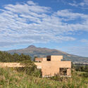 Residential Architecture in Ecuador: 8 Contemporary House Projects That Respect Their Natural Surroundings - Image 2 of 4