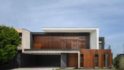 Casa 1024 / Biazus Arquitetura