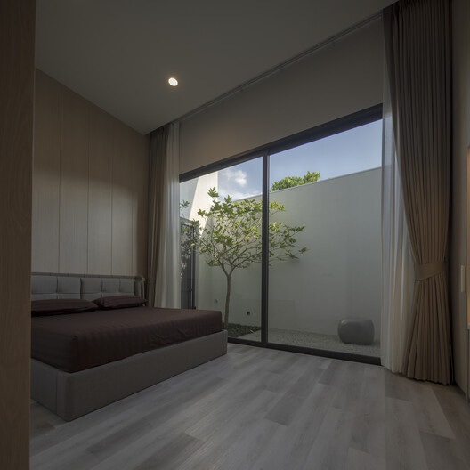 Baan Tectonix House / I Like Design Studio - Interior Photography, Wood, Bedroom