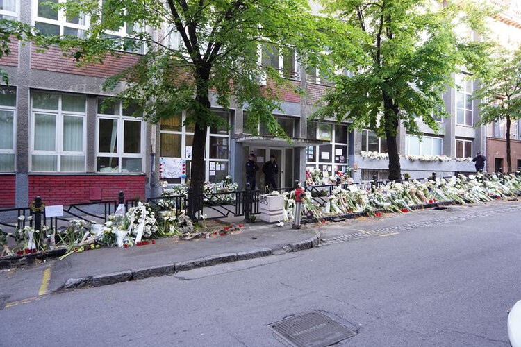 Competition for the Urban-Architectural Design of the Ambient Ensemble for the Memorialization Object and Primary School in Belgrade - Image 1 of 1
