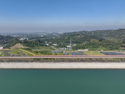 Hushan Reservoir Environmental Education Center / KDS architects - Image 20 of 37
