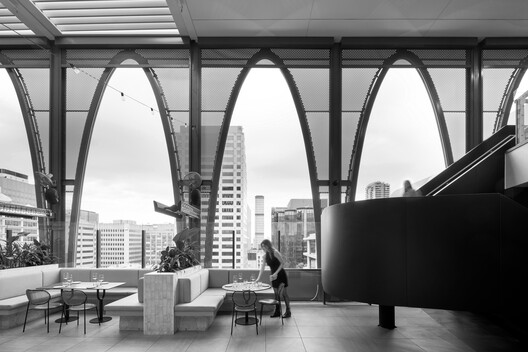 SORA Rooftop Bar & Restaurant / PACT architects SORA Rooftop Bar & Restaurant / PACT architects - Image 3 of 16