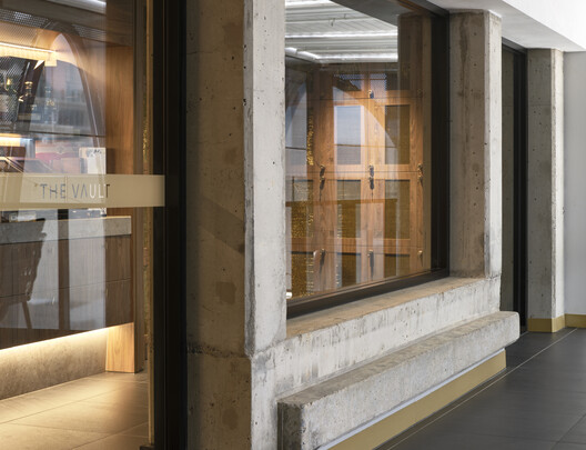 SORA Rooftop Bar & Restaurant / PACT architects SORA Rooftop Bar & Restaurant / PACT architects - Image 11 of 16