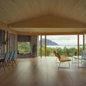 Casa en Valderøya / Svingen Arkitektkontor - Fotografía interior, Comedor, Madera, Sillas