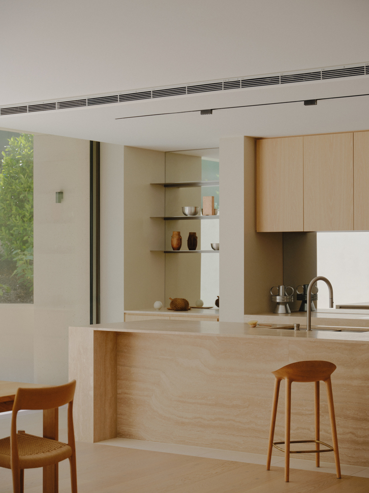 Casa Como Terraces / Carr - Fotografia de Interiores, Cozinha, Bancada, Iluminação, Mesa, Cadeira