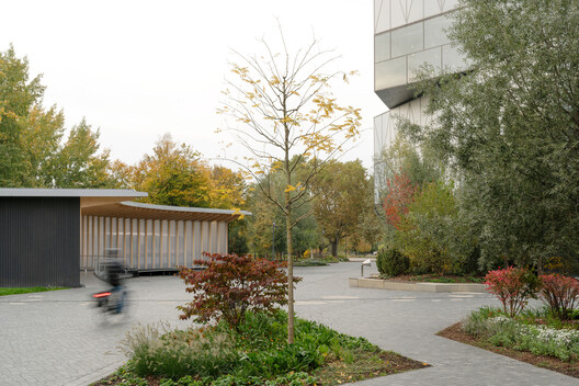 AI Pavilion / Sauerbruch Hutton - Exterior Photography, Garden