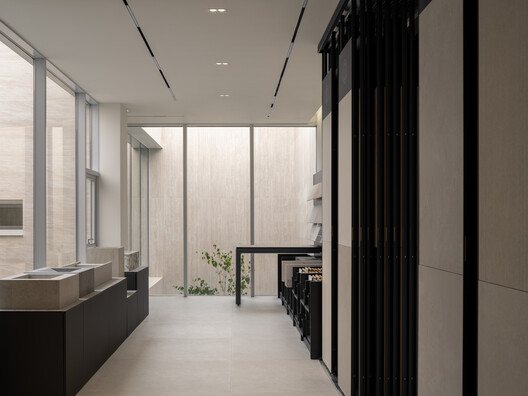 Oztile Showroom / Atelier MODS Oztile Showroom / Atelier MODS - Image 15 of 36