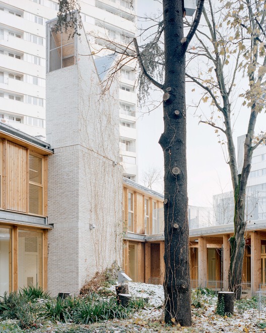 Early Childhood Center / Guillaume Ramillien Architecture Early Childhood Center / Guillaume Ramillien Architecture - Image 43 of 87