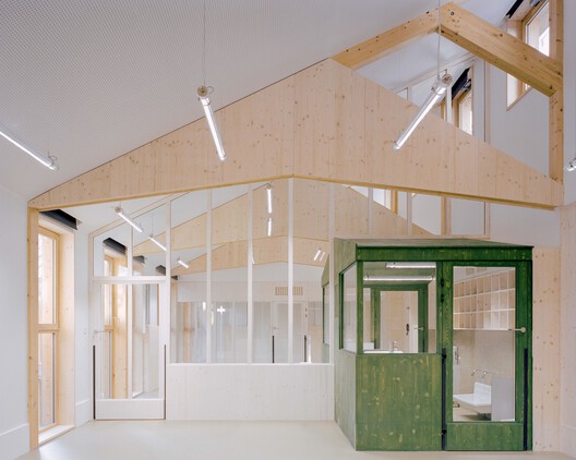 Early Childhood Center / Guillaume Ramillien Architecture Early Childhood Center / Guillaume Ramillien Architecture - Interior Photography, Wood, Beam