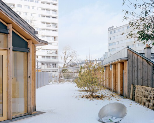 Early Childhood Center / Guillaume Ramillien Architecture Early Childhood Center / Guillaume Ramillien Architecture - Exterior Photography, Facade, Concrete