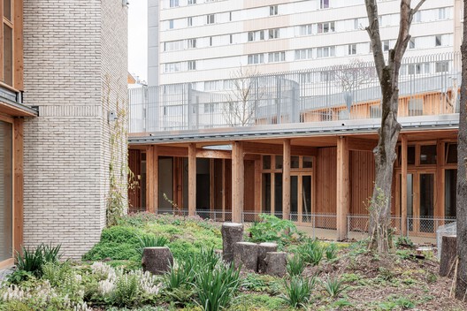Early Childhood Center / Guillaume Ramillien Architecture Early Childhood Center / Guillaume Ramillien Architecture - Exterior Photography, Concrete
