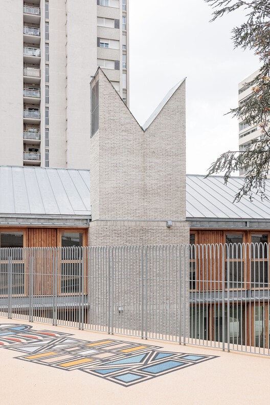 Early Childhood Center / Guillaume Ramillien Architecture Early Childhood Center / Guillaume Ramillien Architecture - Exterior Photography, Concrete