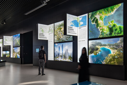 深圳市当代艺术与城市规划馆改造升级 / Pills Architects 深圳市当代艺术与城市规划馆改造升级 / Pills Architects - 室内图