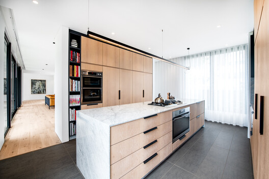 House Steynberg / Two Five Five Architects House Steynberg / Two Five Five Architects - Interior Photography, Kitchen, Countertop, Wood, Lighting