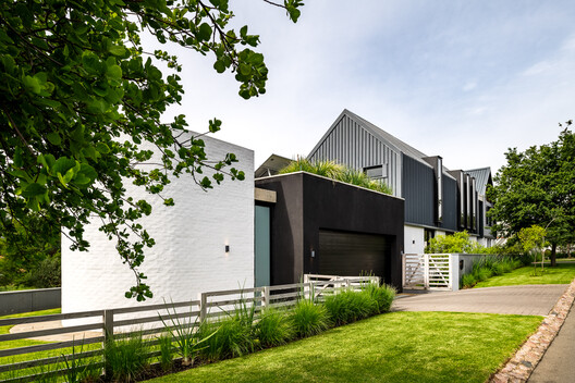 House Steynberg / Two Five Five Architects House Steynberg / Two Five Five Architects - Image 51 of 69