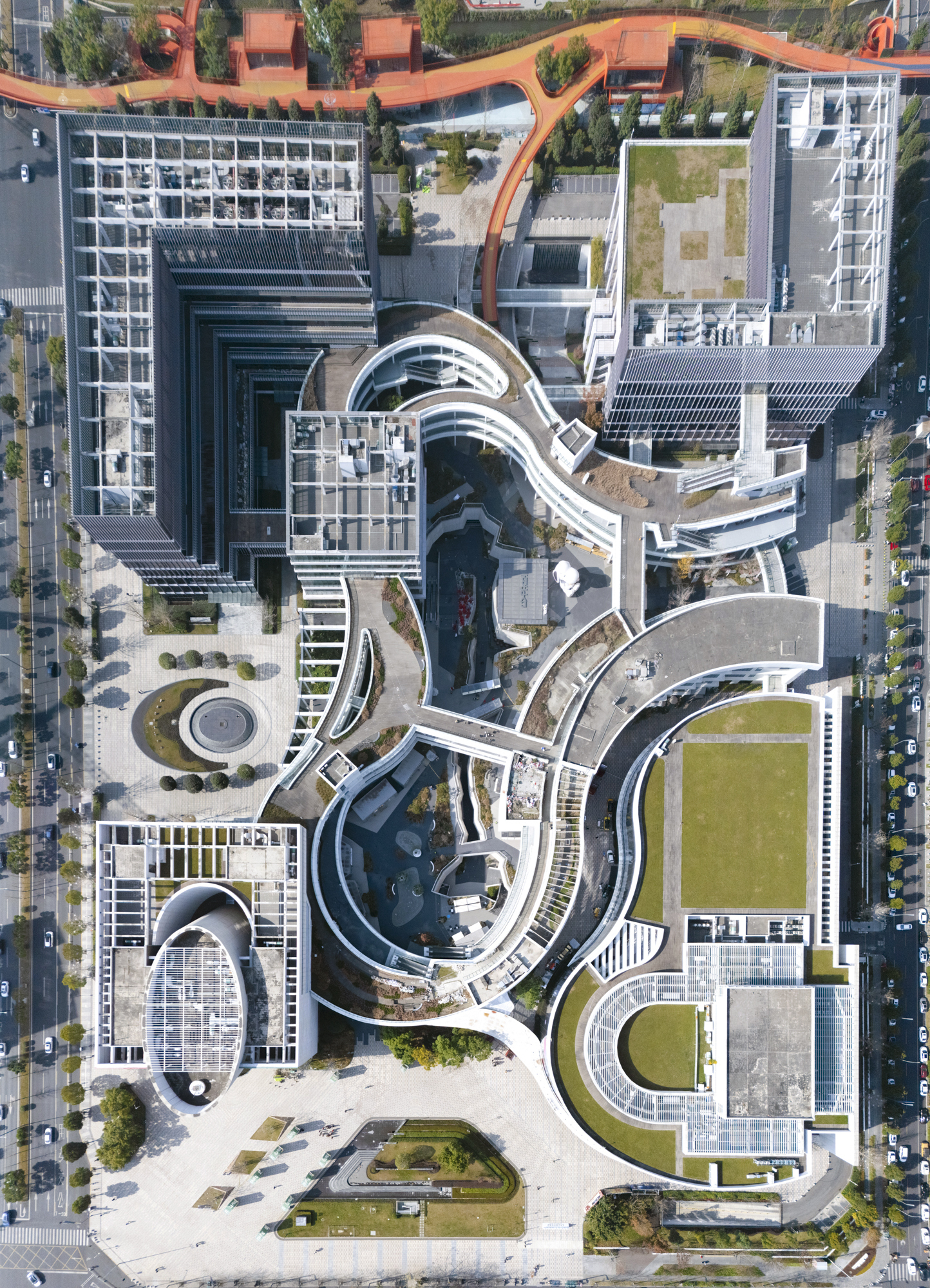 画廊 成都此地 CyPARK,都市里的“单车峡谷” / 万社设计 - 2