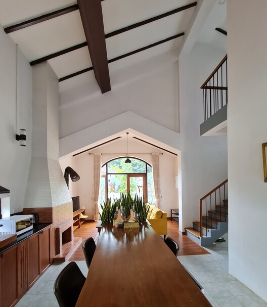 Oak Village - The 9th Avenue / 1+1>2 Architects - Interior Photography, Wood, Lighting, Chair, Beam, Glass