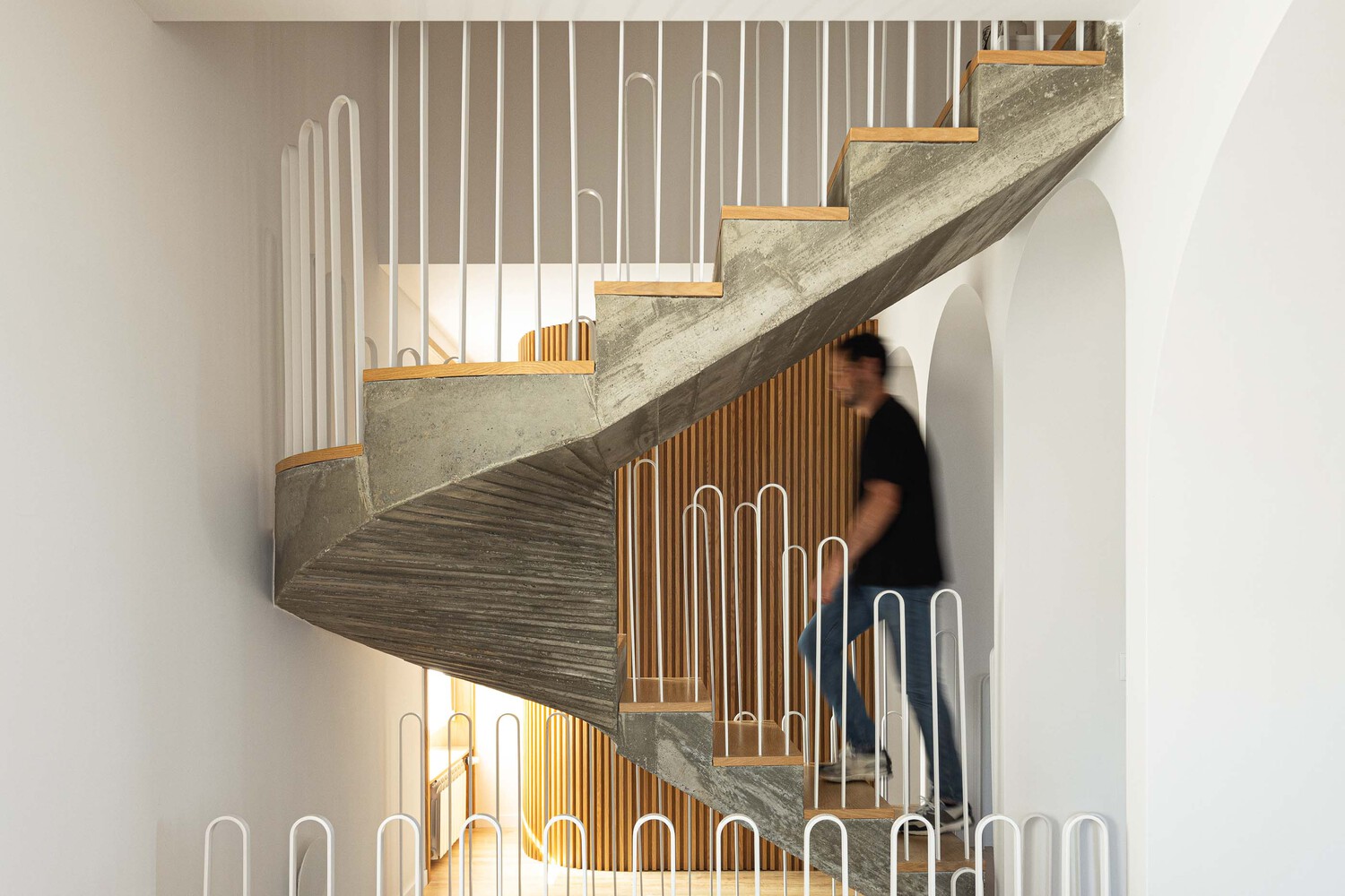 Casa Arco / Tiago Castro Sousa Lda - Fotografia de Interiores, Escada, Corrimão