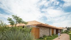 Casa Pedra / Stage.AEC