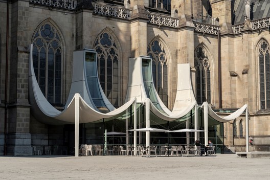 The Domcenter / peter haimerl . architektur + Studio Clemens Bauder - Interior Photography, Glass, Arcade