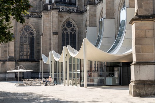 The Domcenter / peter haimerl . architektur + Studio Clemens Bauder - Interior Photography, Column, Arcade