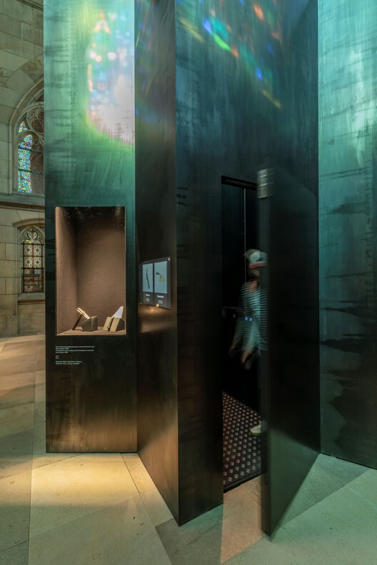 The Domcenter / peter haimerl . architektur + Studio Clemens Bauder - Interior Photography, Lighting, Glass