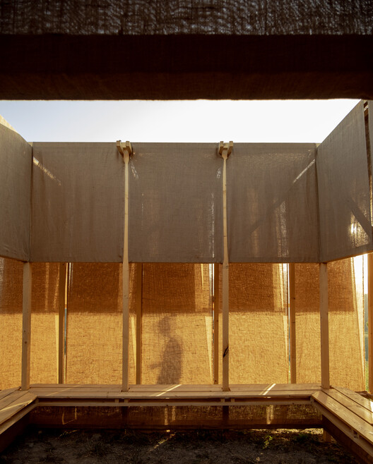 Chiostro Illuminato Installation / STUDIO TEPHRA Chiostro Illuminato Installation / STUDIO TEPHRA - Image 7 of 16