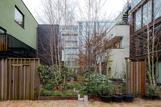 Cityplot Buiksloterham / Studioninedots + DELVA Landscape Architecture - Exterior Photography, Garden, Courtyard