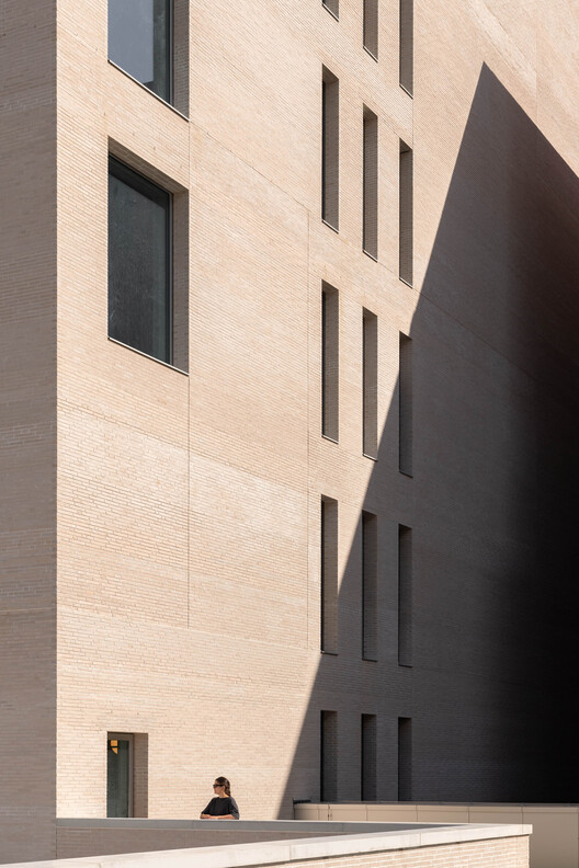 格罗宁根大学教育中心 / KAAN Architecten 格罗宁根大学教育中心 / KAAN Architecten - 室内图, 具体的