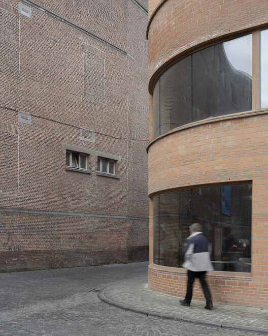 Peper Multifunctional Building / Architecten De Bruyn - Interior Photography, Brick, Concrete