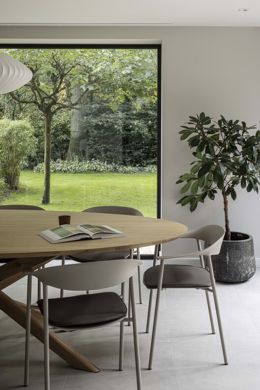 Renovation Park Villa Eindhoven / Wenink Holtkamp Architecten - Interior Photography, Dining room, Table, Chair
